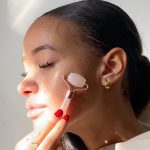 Rózsakvarc arcmasszírozó roller